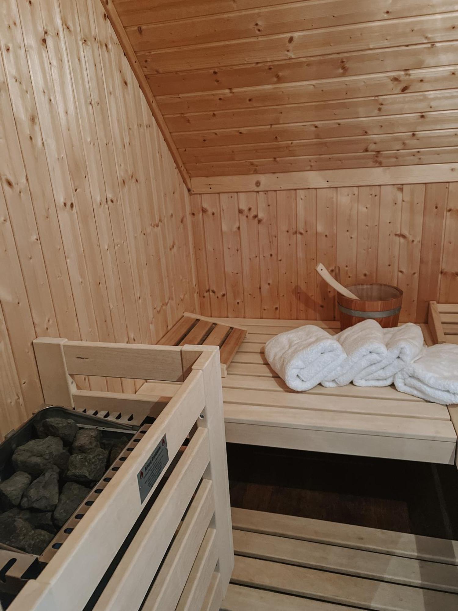 "Windrose" In Der Villa Am Marienhof Borkum Esterno foto
